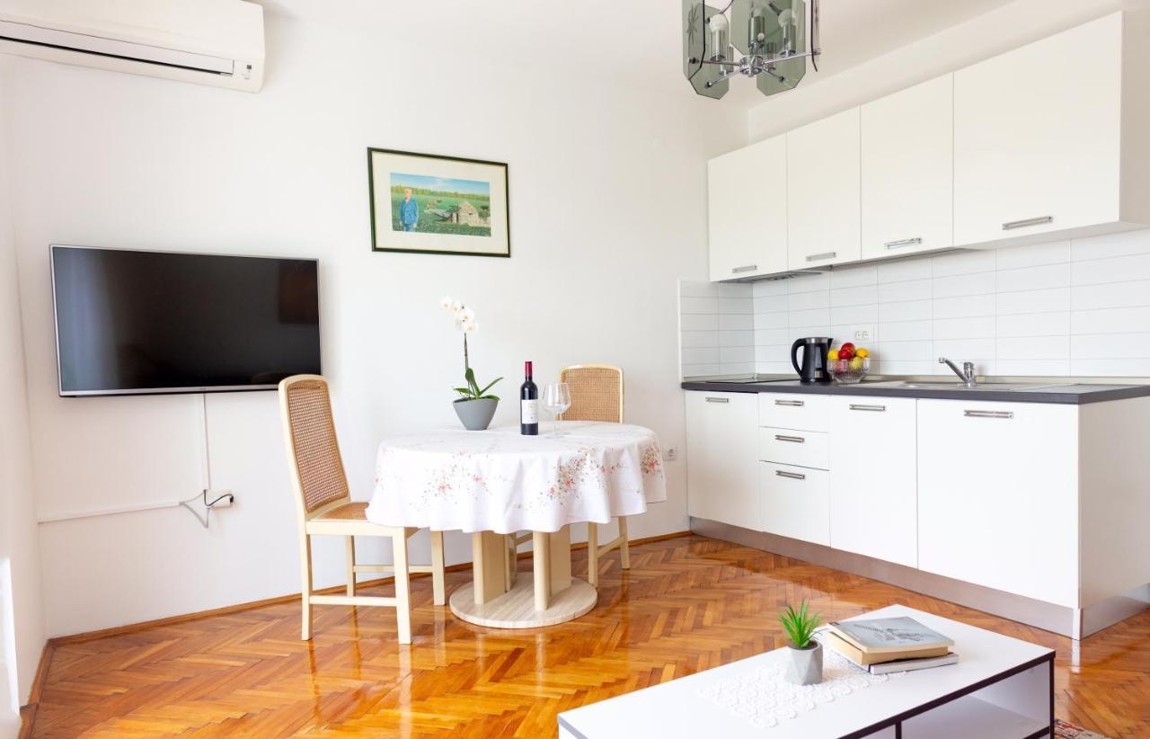 Apartment Centener Ρόβινι Εξωτερικό φωτογραφία